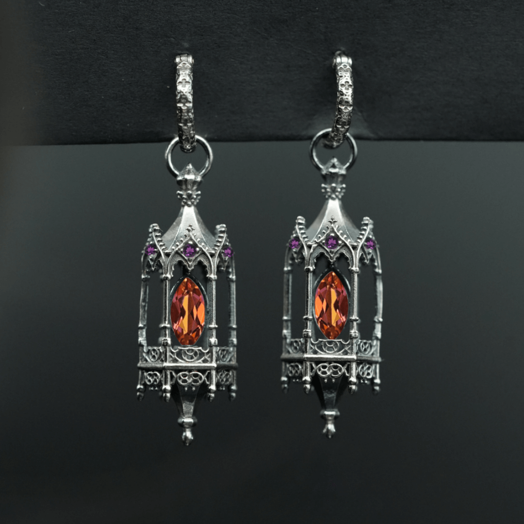 Noble Lantern Classic – Gothic Hoop (14 stones)