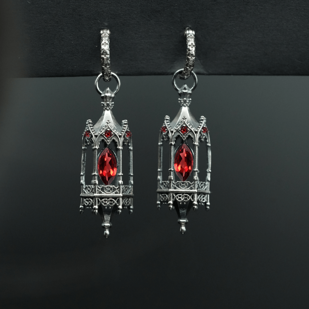 Noble Lantern Classic – Gothic Hoop (14 stones)
