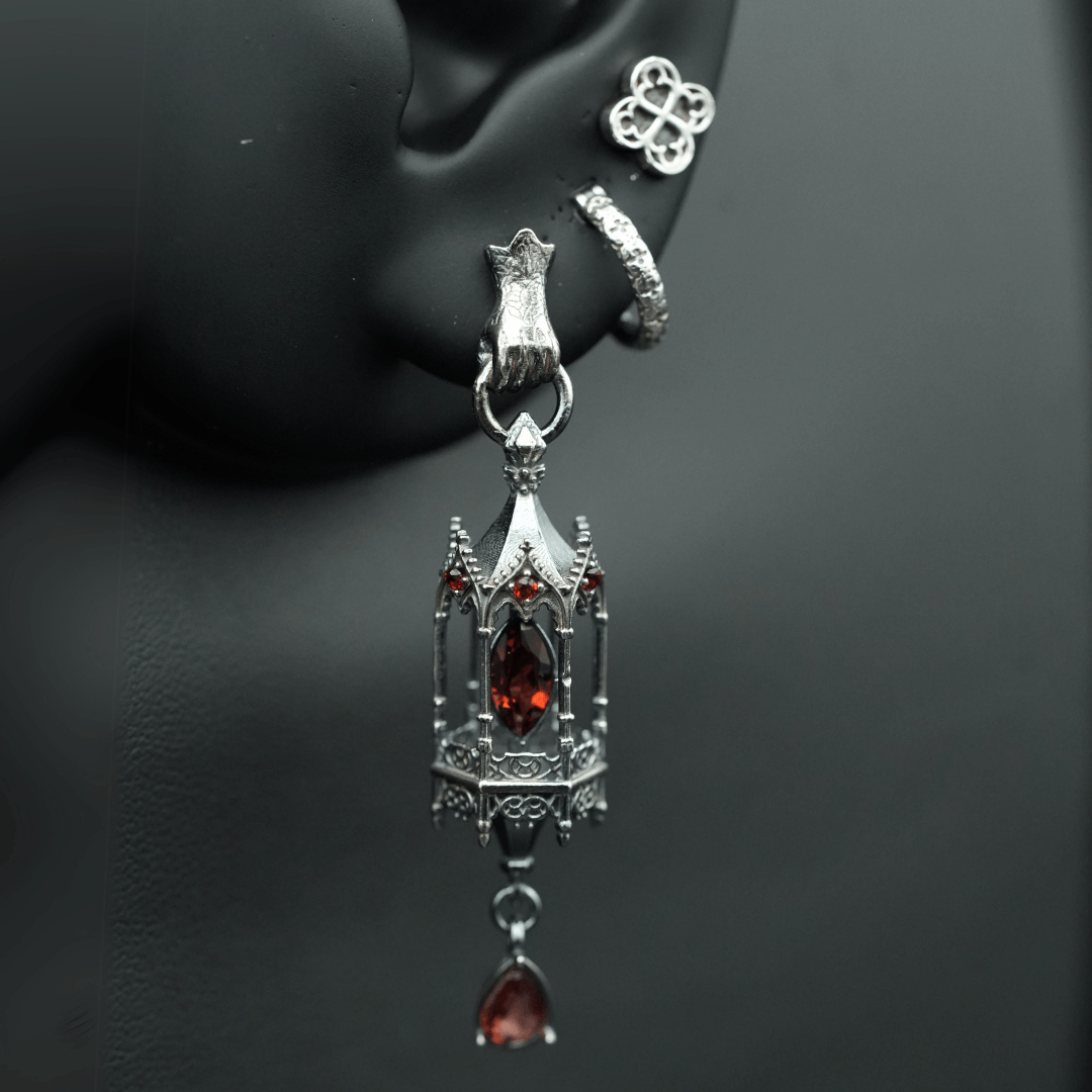 Noble Lantern Earring Stack Opulence – Hand Stud (16 stones)