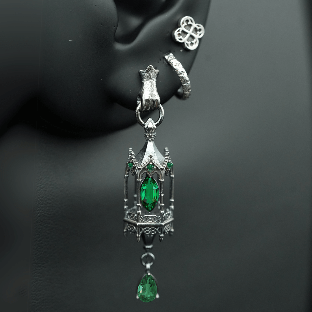 Noble Lantern Earring Stack Opulence – Hand Stud (16 stones)