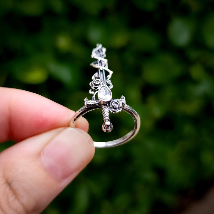 👻 Clear Crystal Holy Rose Sword Ring Silver