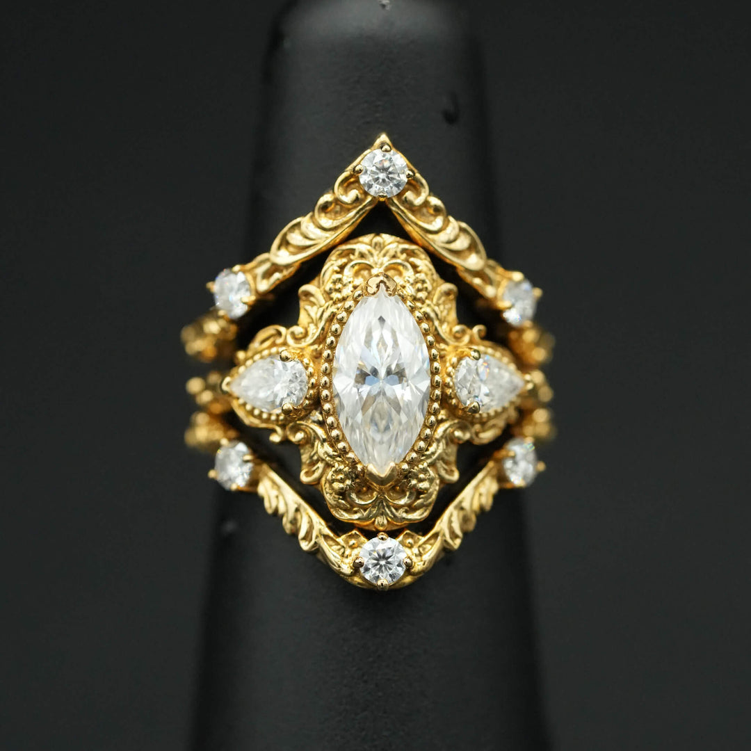Moisssanite Rococo Engagement Ring Set