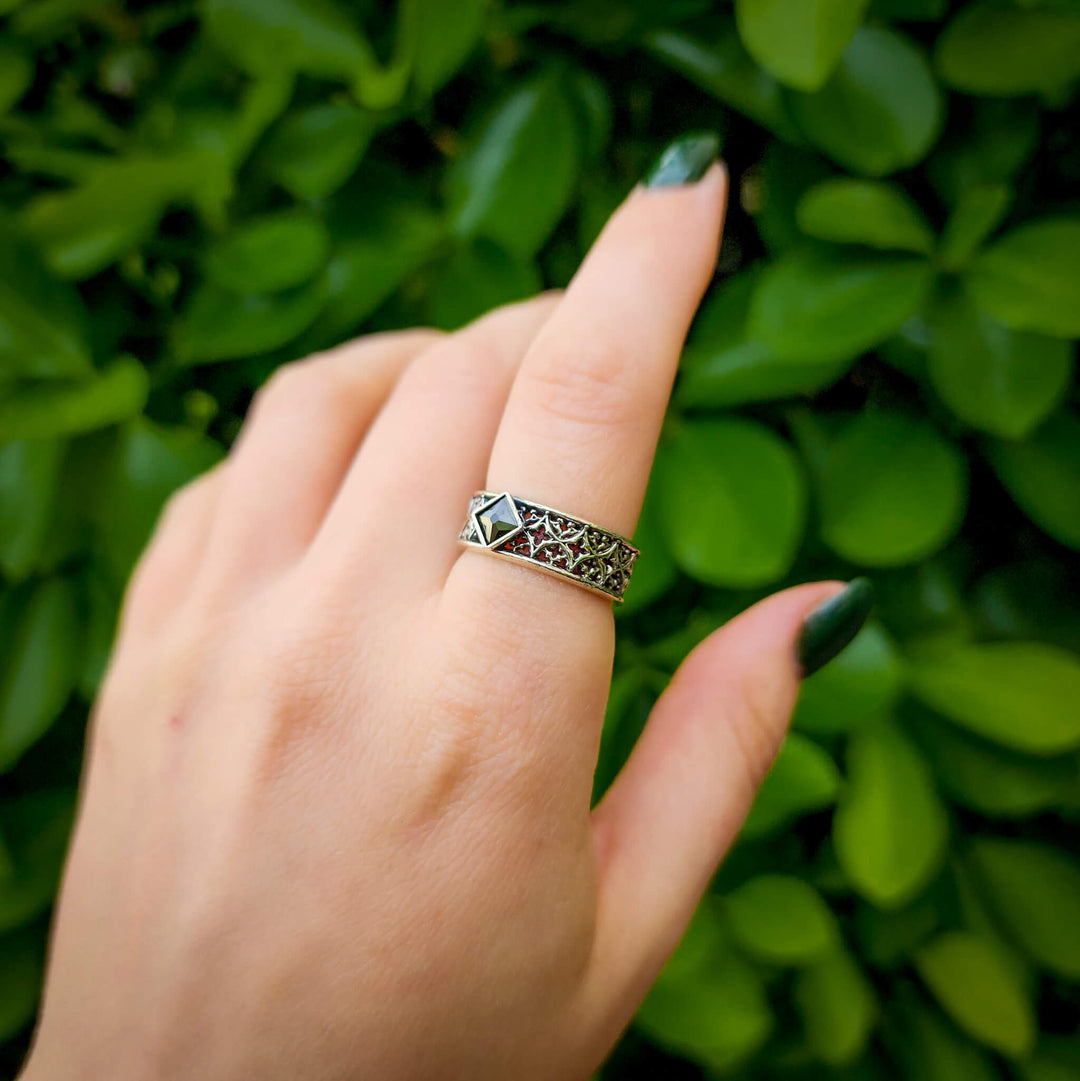 Onyx Gothic Band Ring