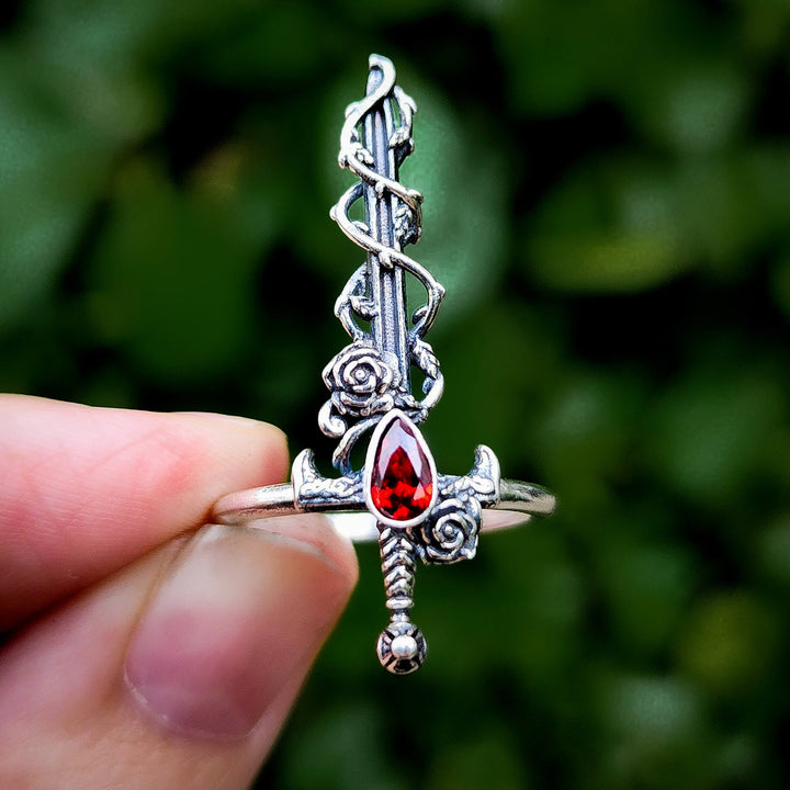 👻 Garnet Holy Rose Sword Ring Silver