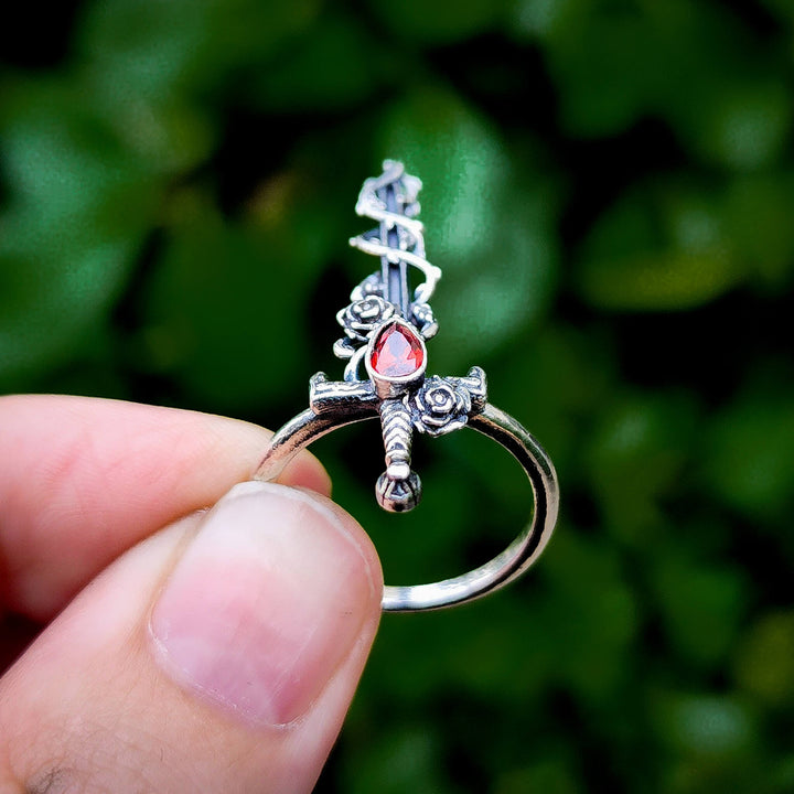 👻 Garnet Holy Rose Sword Ring Silver