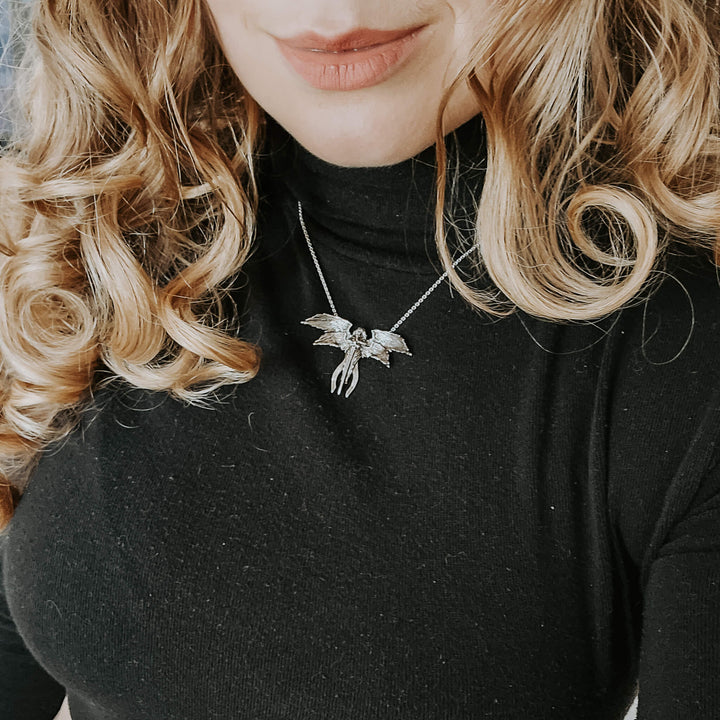 š» Silver Seraphina Angel Necklace