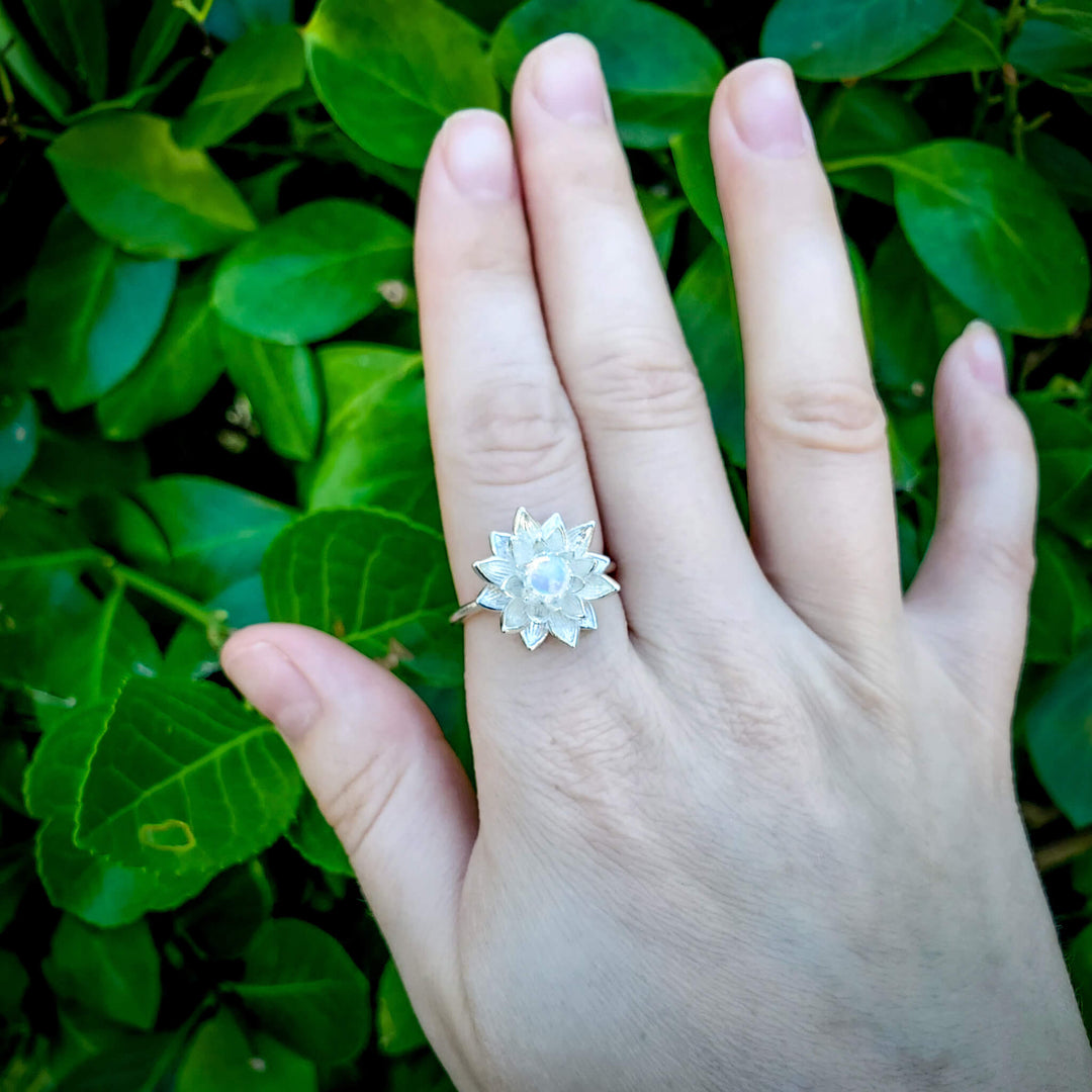 Silver Water Lily Ring