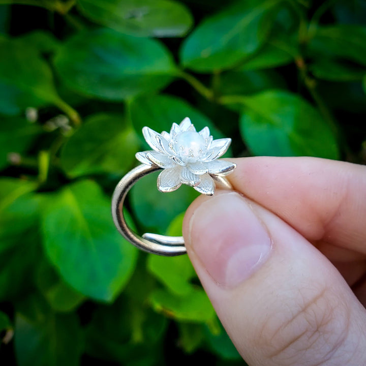 Silver Water Lily Ring