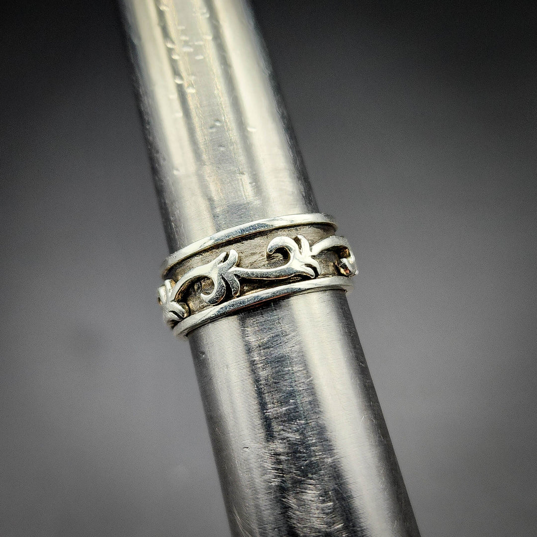 Silver Gothic Vine Spinner Ring