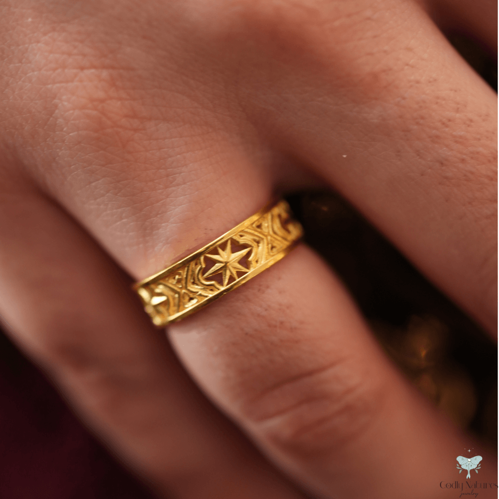Guiding Star Band Ring