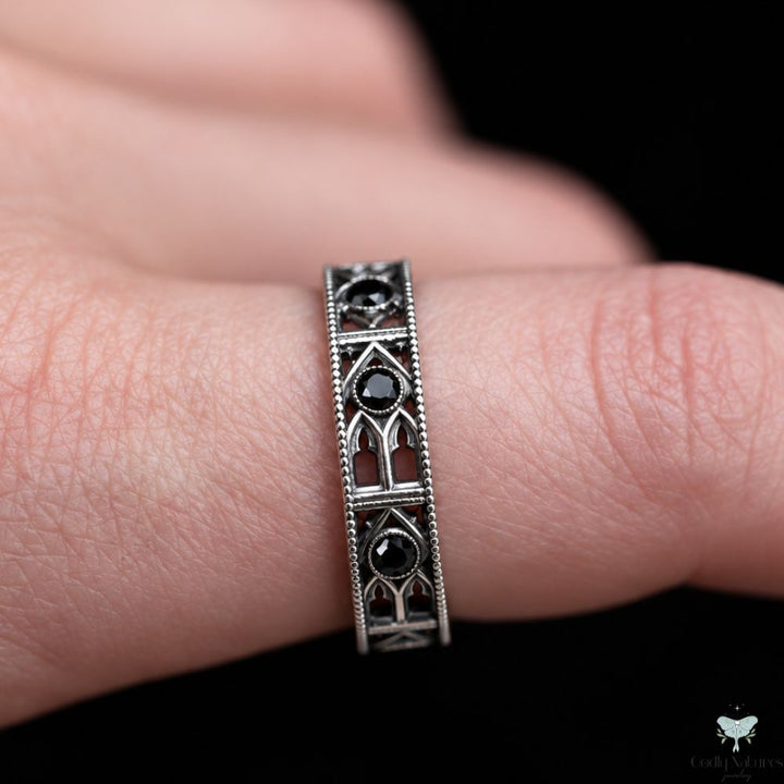 Infinity Band Ring - BLACK SPINEL