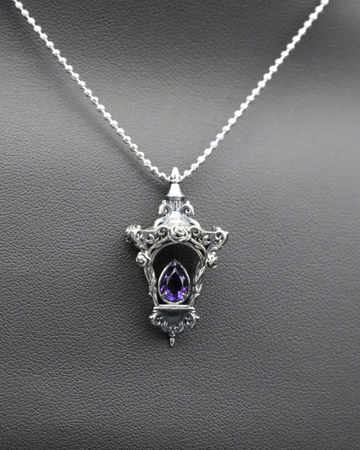 Zoe's Rose Lantern Chain Necklace