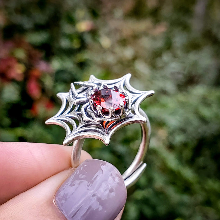 Silver Garnet Spider Spinner Ring